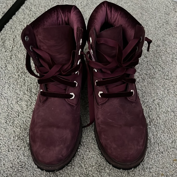 Maroon Timberlands - Picture 2 of 2